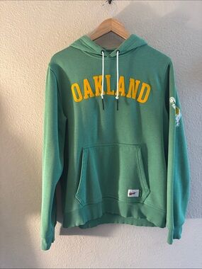 Nike Oakland A’s Cooperstown Collection Hoodie, Size M